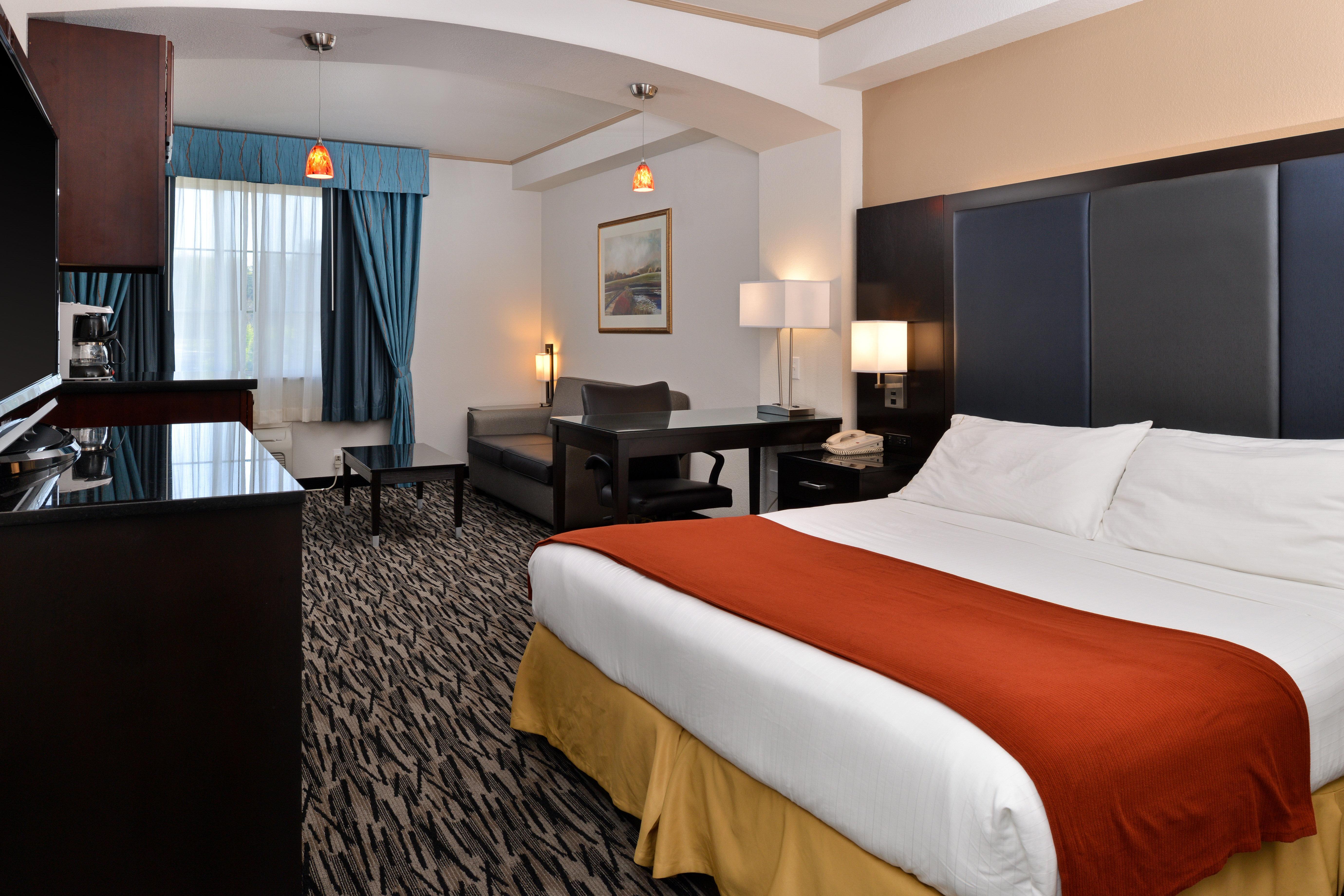 Holiday Inn Express & Suites Tacoma South - Lakewood By Ihg Экстерьер фото